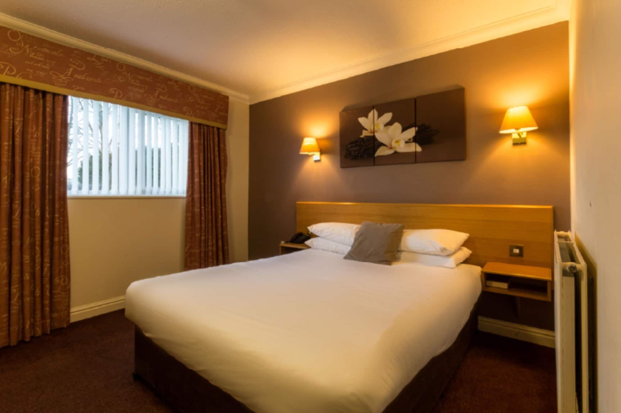 Hotel Wrexham Exteriör bild